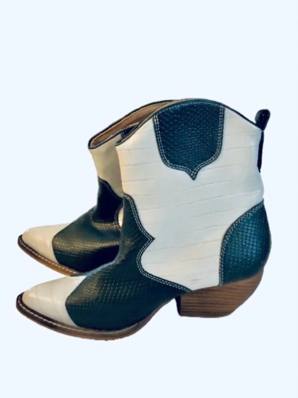 7.5 Country Western Boots Cowgirl ARIDER GIRL Black White Ankle